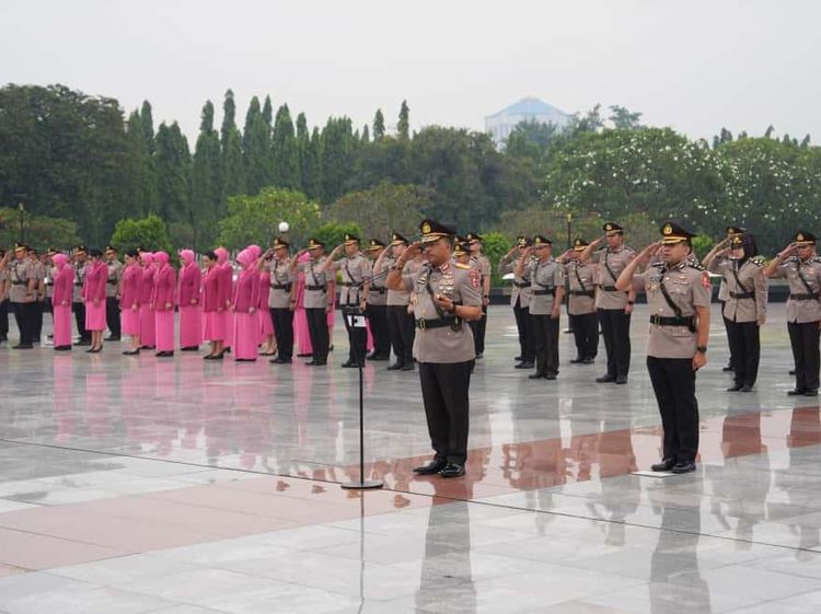 Momen Korlantas Polri Ziarah di TMP Kalibata Jelang Hari Lalu Lintas Bhayangkara ke-70