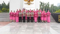 Suasana khidmat menyelimuti kegiatan yang diikuti oleh pejabat utama dan personel jajaran Korlantas Polri.
