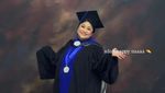 Marion Jola Antarkan Ibunda Wisuda Magister Teologi pada Usia 52 Tahun