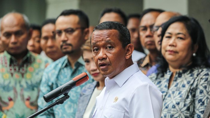 Bahlil Ungkap SPBU Swasta Minta Syarat Beli BBM Pertamina: Belum Dicampur-campur