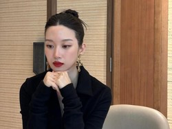Mun Ka Young Mempesona dengan Lipstik Merah di Launching D&G Beauty Jakarta