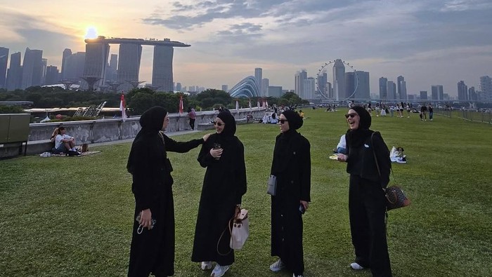 Nina Zatulini Nina Zatulini