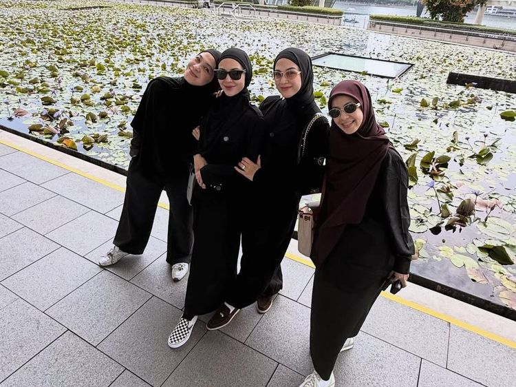 Ubin Musala Lewat! Persahabatan Adem Natasha Rizki, Dian Ayu hingga Nina Zatulini