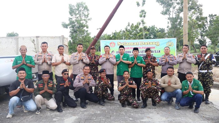 Polres Pelalawan menggelar silaturahmi dengan sejumlah ormas untuk meningkatkan keamanan, Kamis (18/9/2025).
