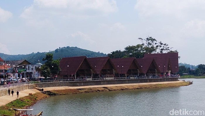 Potret Situ Ciburuy yang telah direvitalisasi