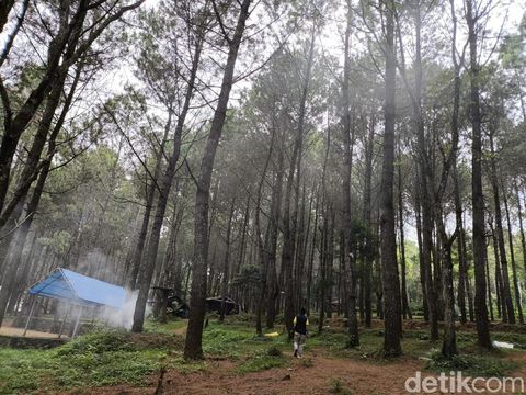 Suasana lokasi wisata Lempong Balong Kuningan