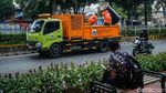 Tekan Polusi, 4000 Liter Water Mist Disemprot di Jalanan Jakarta