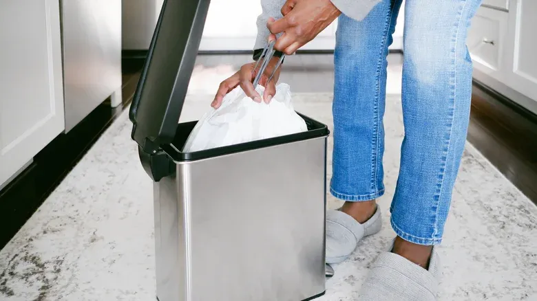 Tempat sampah dapur