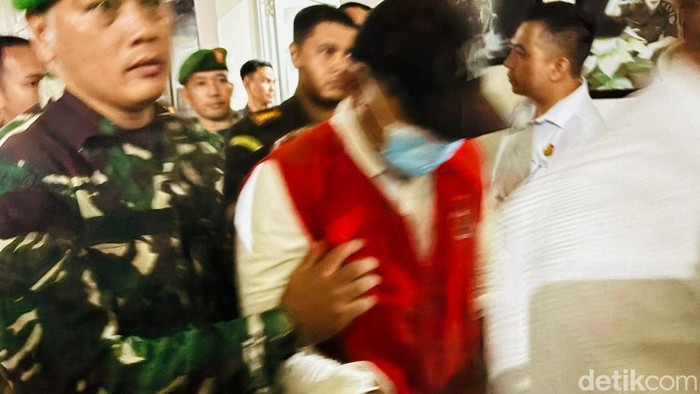 Kadinkes Kota Bengkulu ditetapkan kejari sebagai tersangka korupsi labkesda