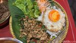 Baru! Warung Tenda di Tebet Jualan Menu Bun Cha hingga Pad Kra Pao