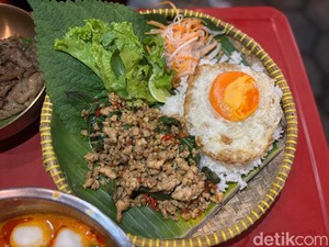 Tranxquill: Ada Tomyam dan Pad Kra Pao Sedap di Warung Tenda Tebet