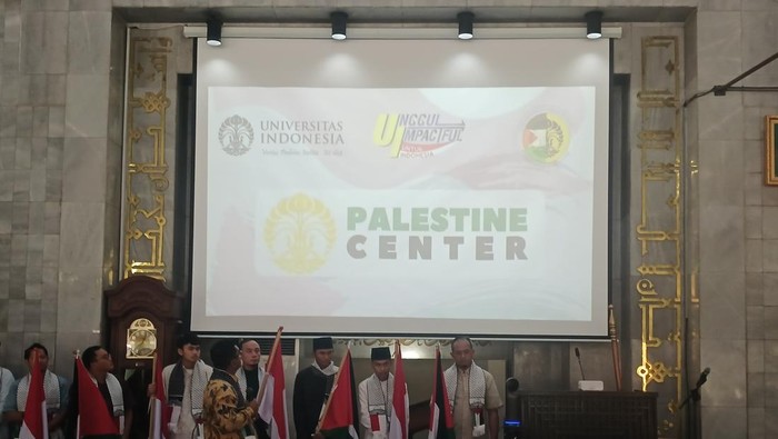 Universitas Indonesia (UI) meluncurkan UI Palestine Center di Masjid Ukhuwah Islamiyah, Komplek Kampus UI, Depok, Jawa Barat, Jumat (19/9/2025).