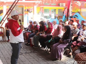Walkot Pasuruan Minta Ratusan Penerima Bansos Bijak Belanja