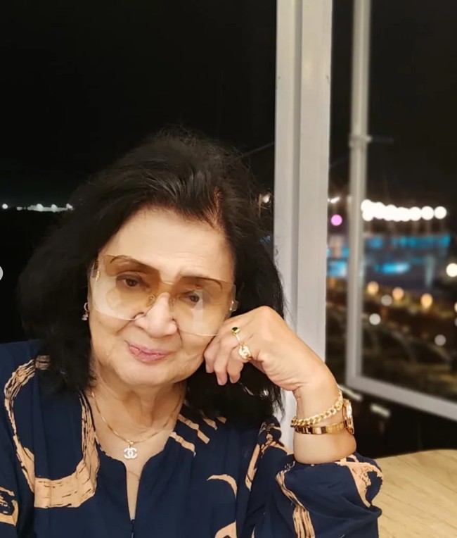 Yurike Sanger meninggal dunia di California, Amerika Serikat. Istri ketujuh Sukarno itu dikabarkan meninggal pada Rabu (17/9/25) setelah berjuang melawan penyakit kanker payudara yang diderita. Foto: Instagram/yudhisanger_adventure