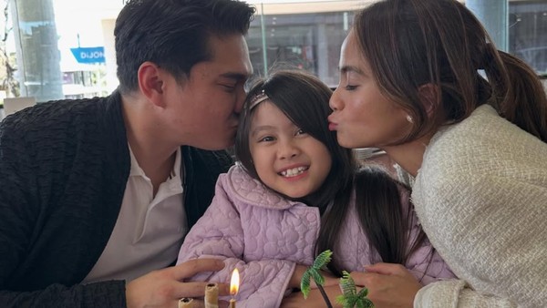 Potret Acha Septriasa Rayakan Ultah Anak, Tampil Kompak Dengan Eks Suami