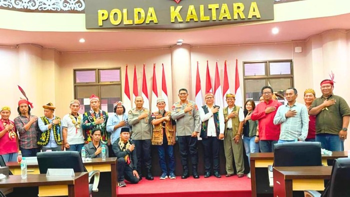 AMAKU berdialog dengan Kapolda Kaltara soal kedatangan Rizieq Shihab.