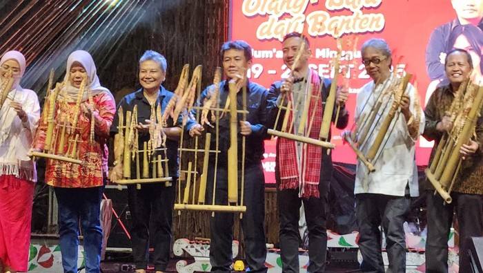 Anggota Komisi X DPR Bonnie Triyana menghadiri Festival Seni Multatuli (FSM) 2025 di Lebak. (dok. ist)