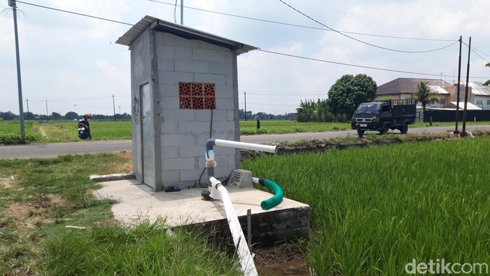 Bangunan kecil Bangunan rumah pompa air yang viral di media sosial.