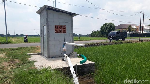 Bangunan rumah pompa air yang viral di media sosial.