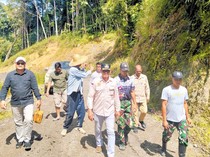 Demi Perbaiki Jalan Rusak, Warga Malinau Berniat Jual Kayu ke Malaysia