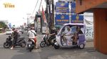 Demi Pecak Ikan, Irfan Hakim Naik Bajaj Listrik Bareng Ayu Ting Ting