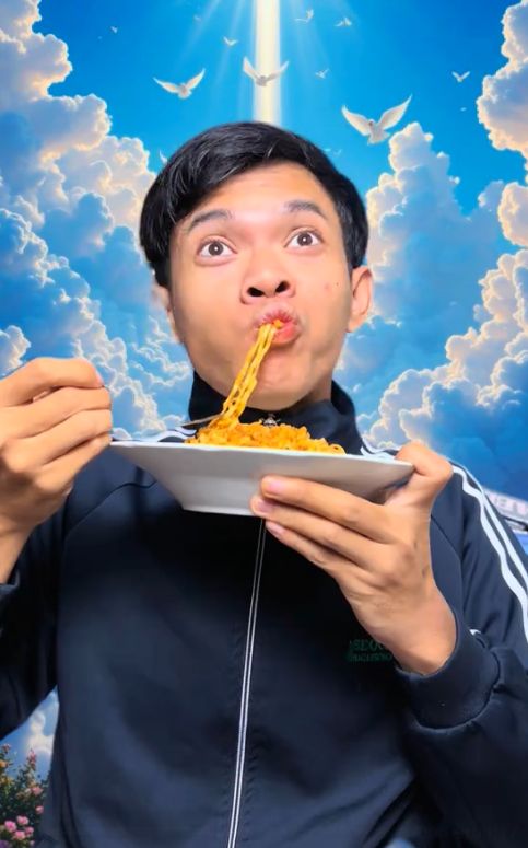 Tren TikTok baru membuat reaksi makan heboh ala drama Korea 'Bon Appetit, Your Majesty'