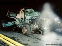 Kamera Ini Berhasil Rekam Sosok Misterius yang Bikin Merinding