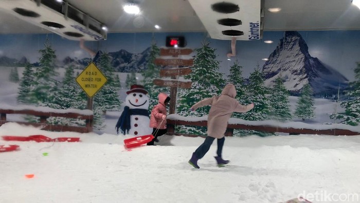 Frozenland Palangka Raya.