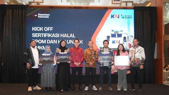 PT Kereta Api Indonesia (Persero) memfasilitasi hampir 200 usaha mikro kecil menengah (UMKM) binaan untuk memperoleh sertifikasi halal, BPOM, dan Hak Kekayaan Intelektual (HKI).
