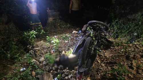 Pemuda tewas terjatuh ke dalam jurang di Jalan Pantaibaru-Papela, Kelurahan Olafulihaa, Kecamatan Pantai Baru, Kabupaten Rote Ndao, NTT, Sabtu (20/9/2025) dini hari.