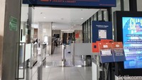 Suasana di dalam Perpustakaan Jakarta.