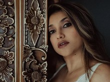Wajah Asli Sarah Azhari No Oplas