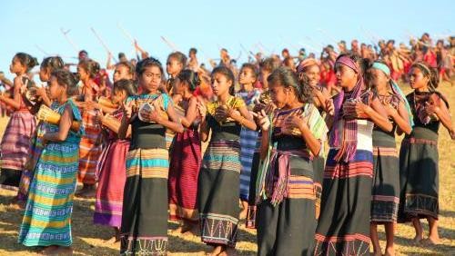 Tarian Lukurai di Belu, NTT.