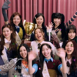 TWICE Rayakan Ultah Ke-10 Debut dengan Album Spesial