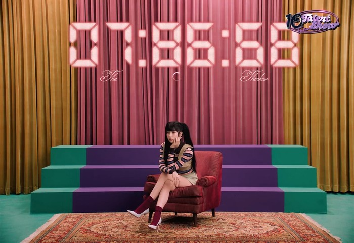 TWICE tampil dalam teaser bergaya sitkom dalam rangka perilisan album spesial berjudul TEN: The Story Goes On buat ulang tahun ke-10 debut.