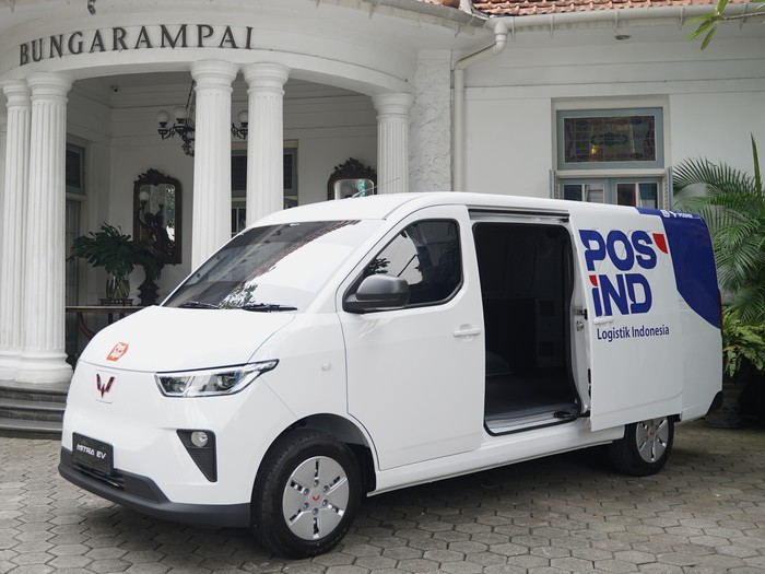 Wuling Mitra EV Blind Van jadi mobil operasional PT Pos Indonesia (Persero).