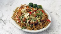 Lanjut pada posisi ke-7, ada Filipina yang mengonsumsi 4.492 juta porsi mie instan. Varian terpopulernya adalah mie goreng bernama Pancit Canton. Lalu ada juga mie kuah rasa seafood. Foto: Getty Images/ajijchan