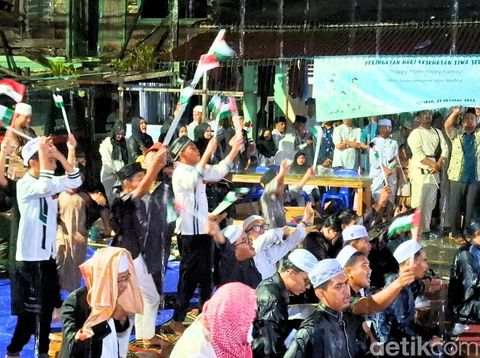 Acara Maulid Akbar yang dihadiri Habib Rizieq Shihab di Tarakan, Kalimantan Utara.