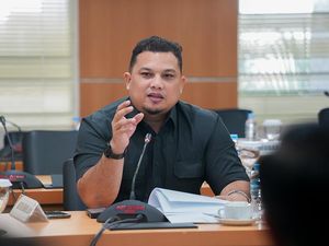 Gerindra Desak Pemprov Tetapkan Status Darurat Sampah di DKI