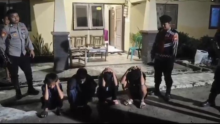 Anggota geng motor yang diamankan polisi.