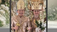 Ate memberi maskawin ke Allysa Fathia berupa uang dolar 219 dan 25 gram logam mulia. (Foto: dok Instagram officialtrans7)
