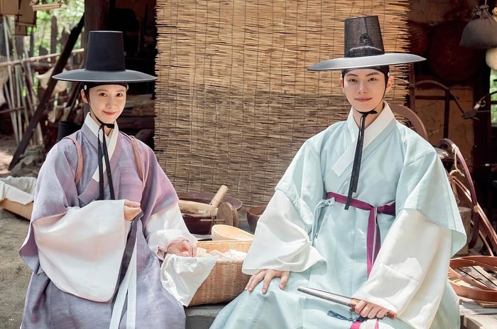 Behind-the-scene drama Korea Bon Appétit, Your Majesty dibagikan Lim Yoona lewat Instagram.