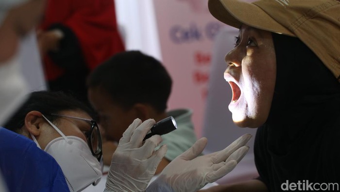 Bulan Kesehatan Gigi Nasional (BKGN) 2025 digelar dengan mengusung tema “Cek Gigi dan Gusi – Bebas Biaya, Bebas Cemas, Bebas Ribet.”