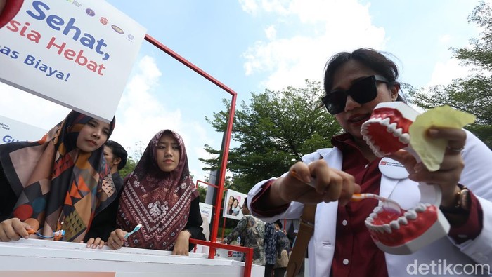 Bulan Kesehatan Gigi Nasional (BKGN) 2025 digelar dengan mengusung tema “Cek Gigi dan Gusi – Bebas Biaya, Bebas Cemas, Bebas Ribet.”