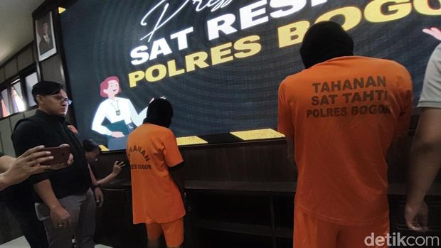 Dua kakek mencabuli dua anak di bawah umur di Kecamatan Ciampea, Kabupaten Bogor.