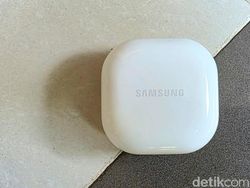 Unboxing Galaxy Buds Core, TWS Murah Samsung