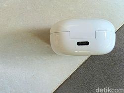 Unboxing Galaxy Buds Core, TWS Murah Samsung