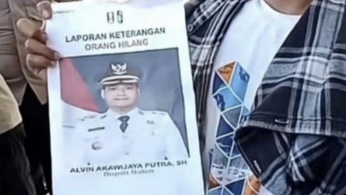 Heboh Bupati Buton Alvin Akawijaya Putra dilaporkan hilang.