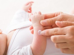 Wanita Ini Dibayar Rp 2,1 Miliar untuk Melahirkan Anak Miliarder Game