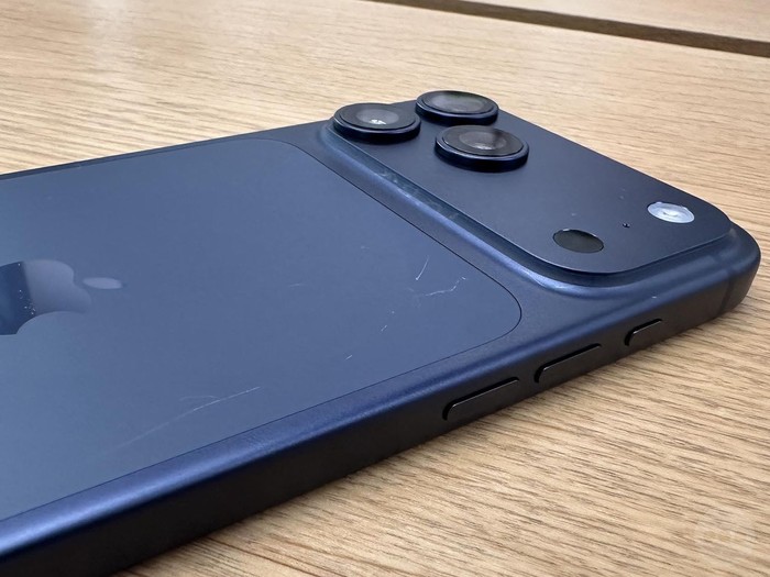 iPhone 17 tergores